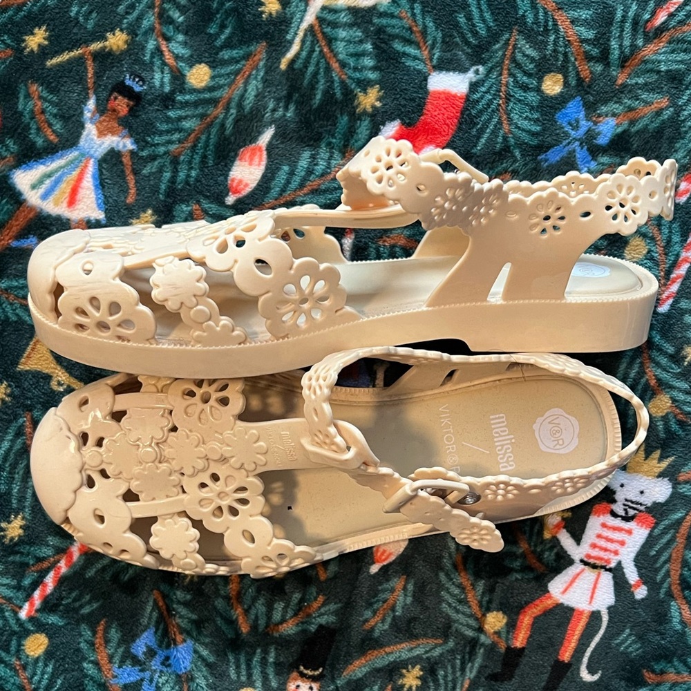 Womens Melissa x Viktor Rolf Possession lace cream jelly sandals size 7 - Picture 5 of 7